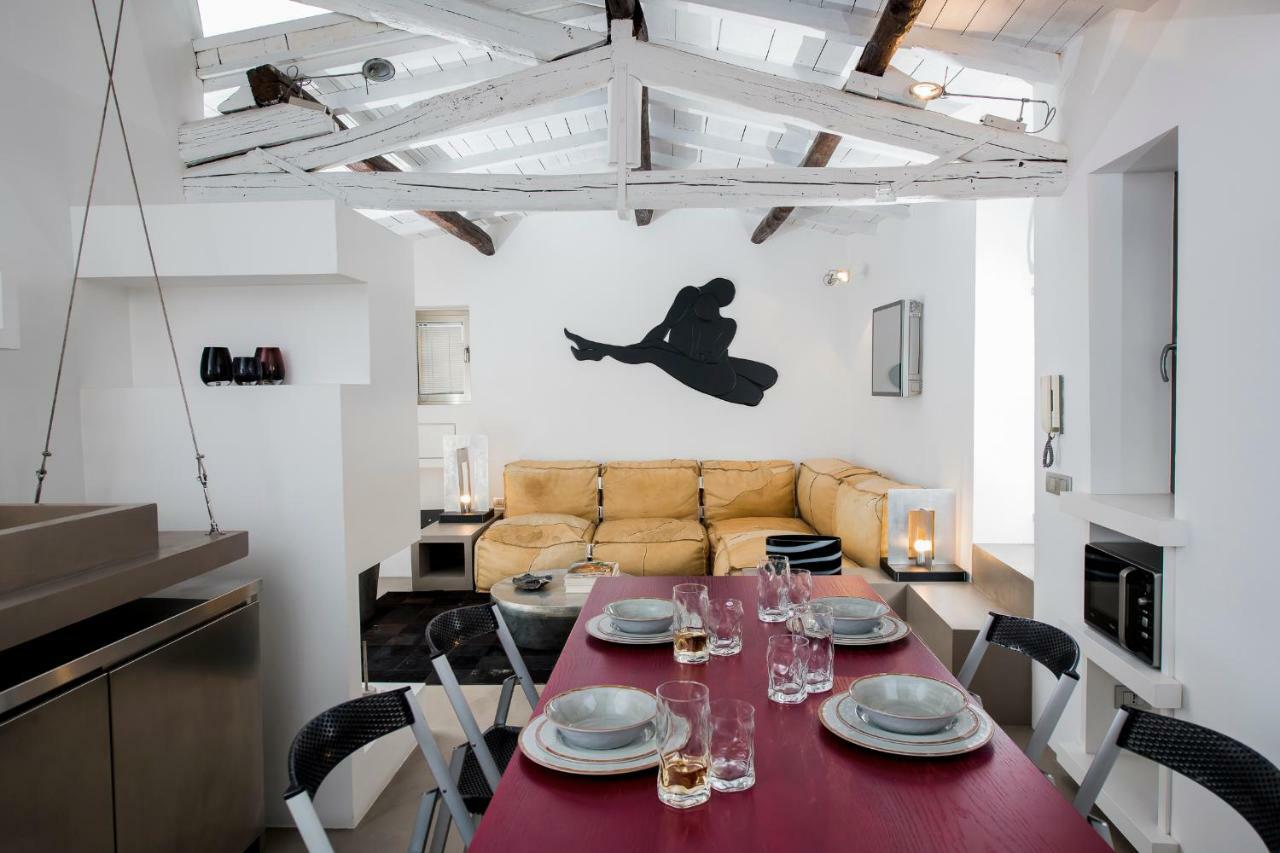 Lejlighed Two Bedrooms With Solarium With View On San Peter Church And Sant'angelo Castle Rom